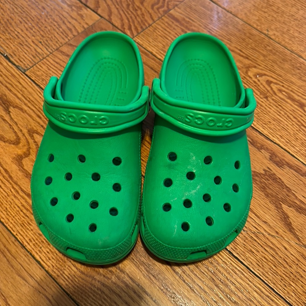 Crocs